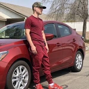 Meet your Posher, Scott